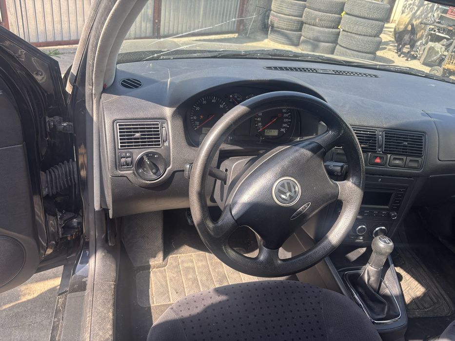 Dezmembrari vw golf 4 1.6 benzina