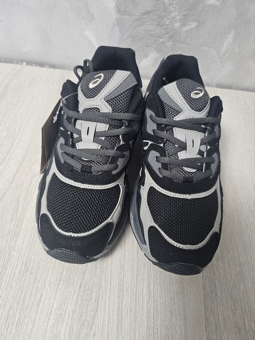 Asics Gel Nyc Black