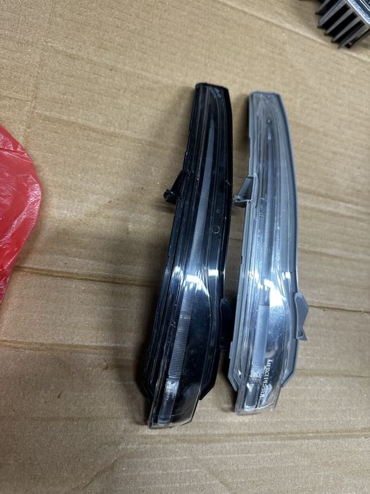 Semnal oglindă stânga  mercedes .gle w167.cod:A3170439.