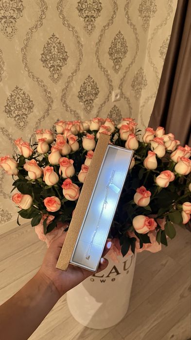 Цветы роза 61 шт