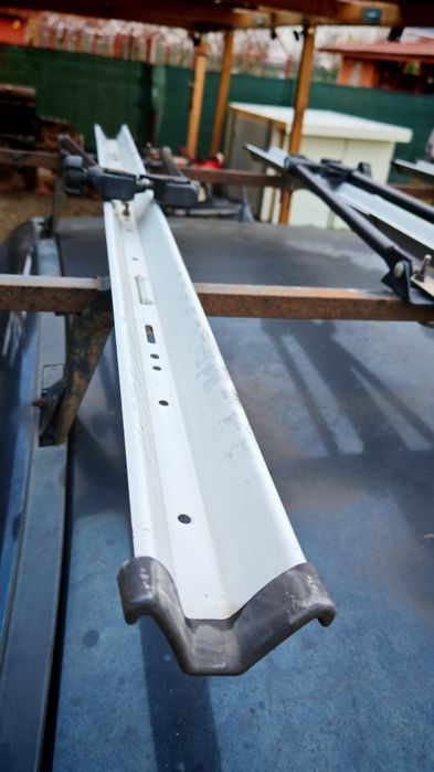 Vând tăviță portbagaj/lanțuri/rulou portbagaj/suport bicicleta