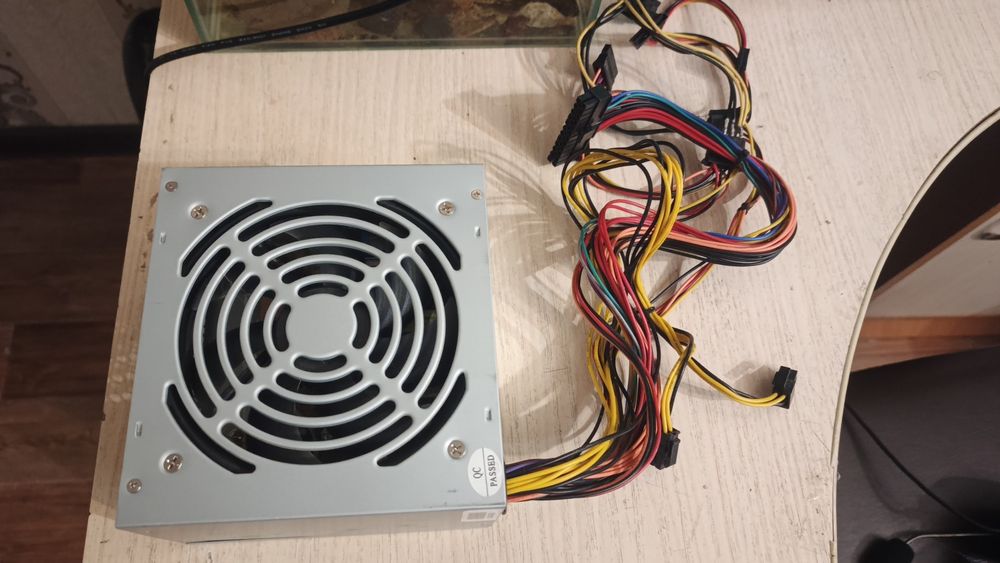 Продам блок питания GEA 400-LB Air, 400W