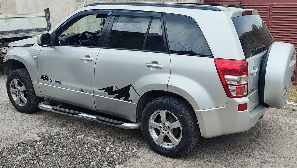 Suzuki Grand Vitara 1.9 ddis На части