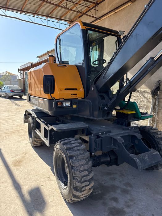 Mini Ekskavator xizmatlari