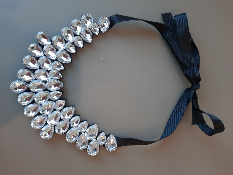 Colier cristale cu prindere ajustabilă