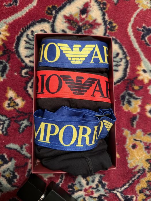 Boxeri Emporio Armani doua seturi 120 de lei