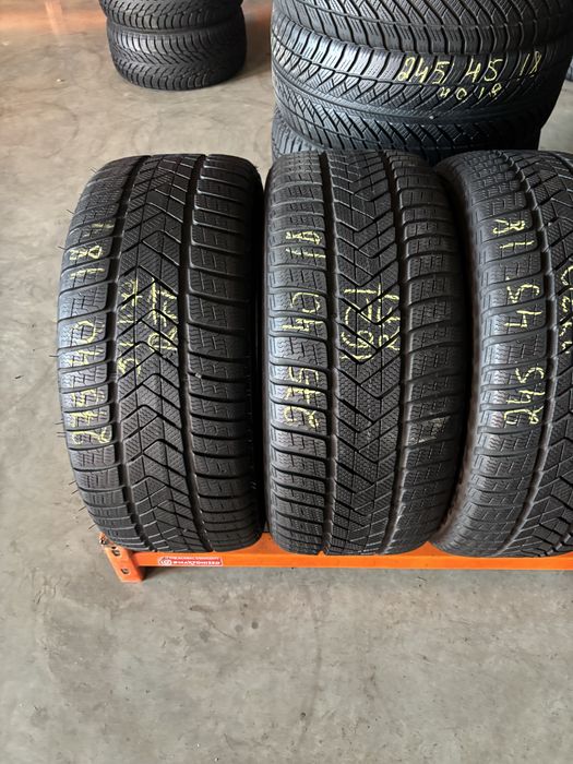 Anvelope Iarna 275/40/18 si 245/45/18 Pirelli SottoZero 3 RFT 275 40 18 245 45 18 R18