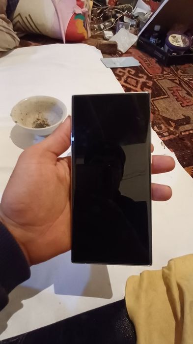 Samsung galaxi s 22 ultra 256 g 12ram. 1 smkarta