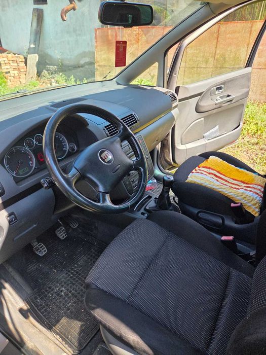 Seat alahambra 7 locuri