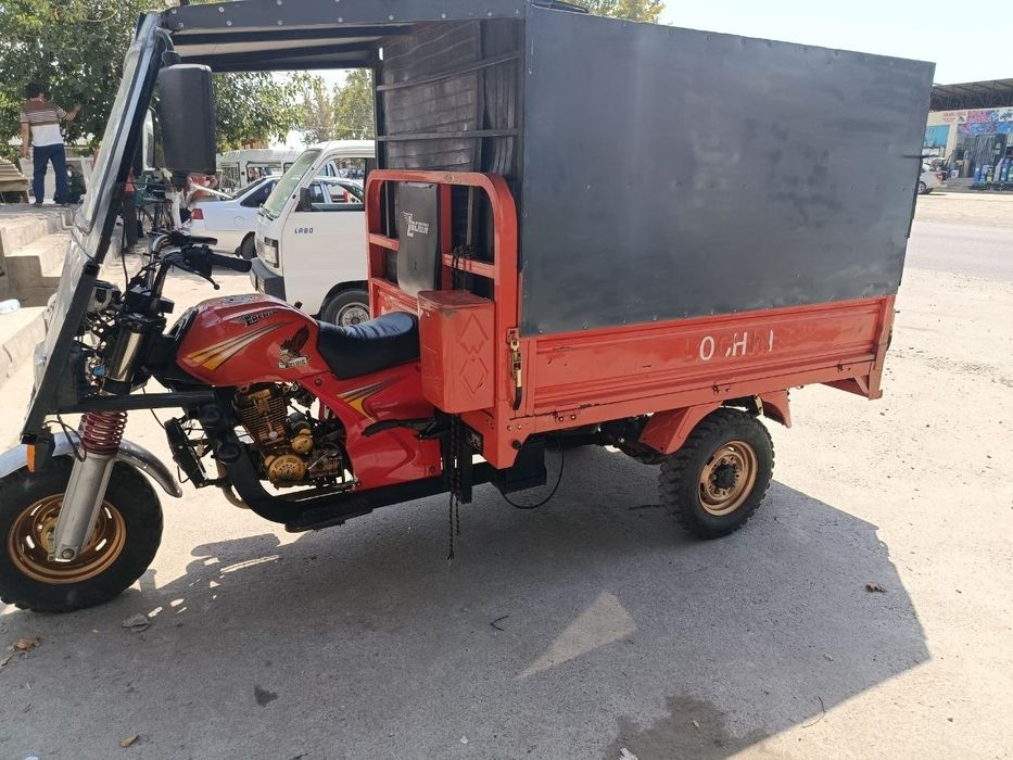 Lochin Motosikl  2023 yil