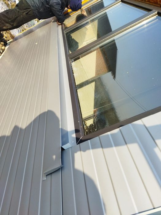 Executam accesorii pentru hale industriale