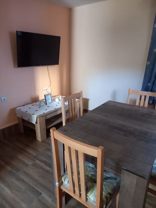 Дава се под наем Етаж от къща в Велинград - 83 кв.м за 350 € - Снимка #10