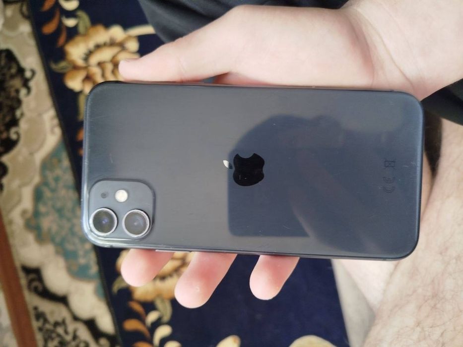 Айфон 11 сатылады