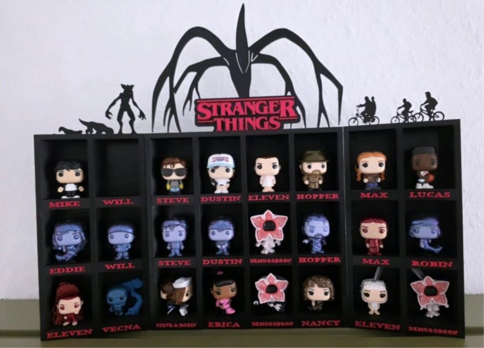 Подставка Очень странные дела (с именами героев) Stranger things 35см