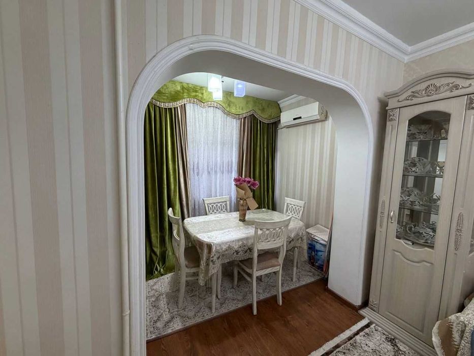 4 ком 2 этаж, зал и 3 спальни, 100м2 ипотека возможно мебель+тех