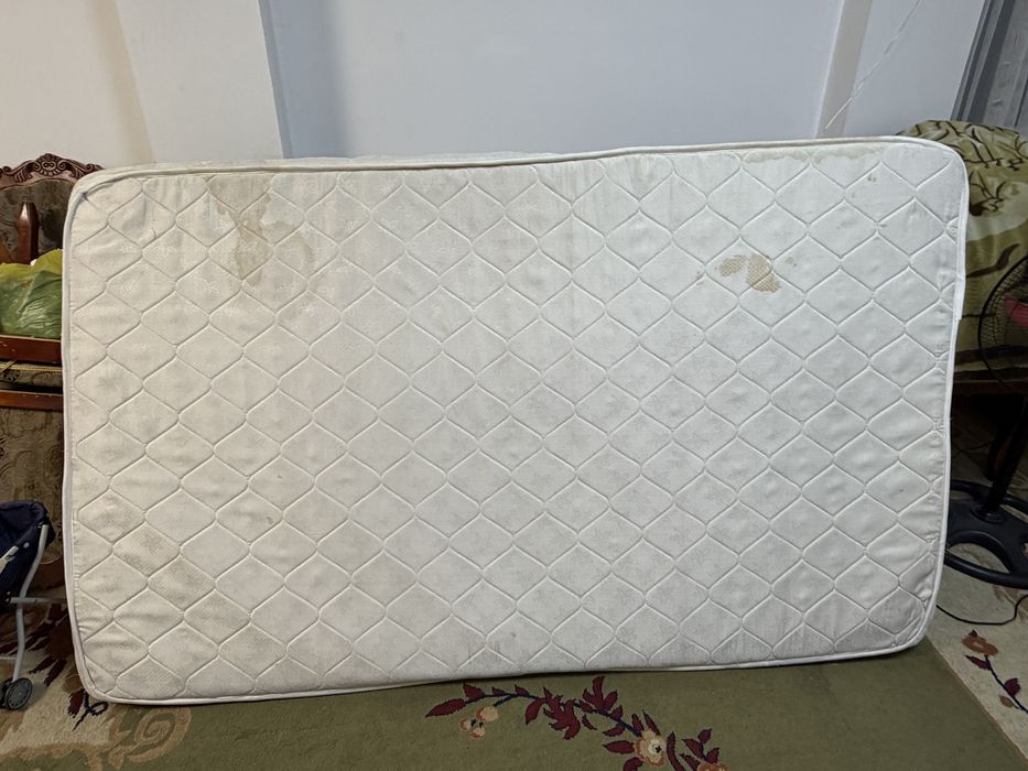 Матрас для кровати