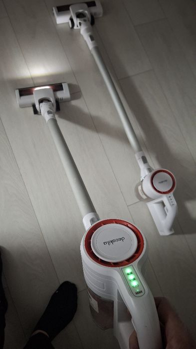 Aspirator fără fir 160 lei