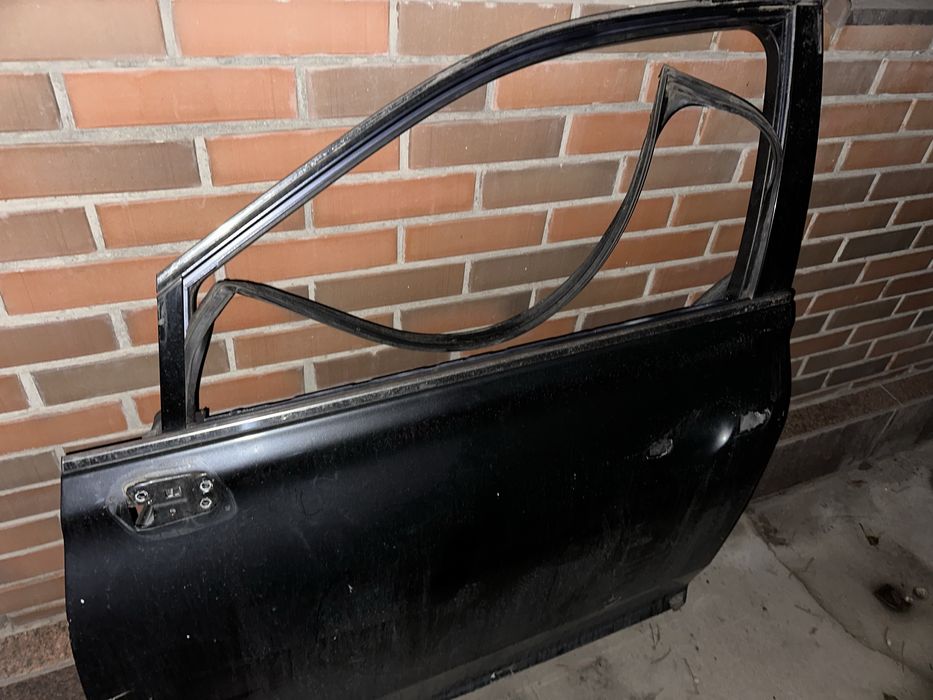 Водительская дверь на Lexus RX 350