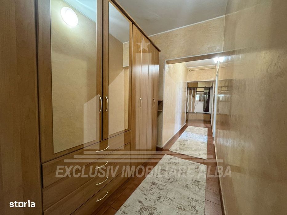 Apartament 3 camere decomandate | 70 mp | Etaj 2 | Mobilat | Cetate — fotografia 3