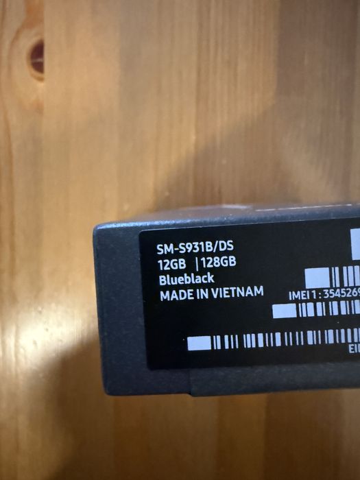 Samsung S25 12Gb Ram 128Gb stocare