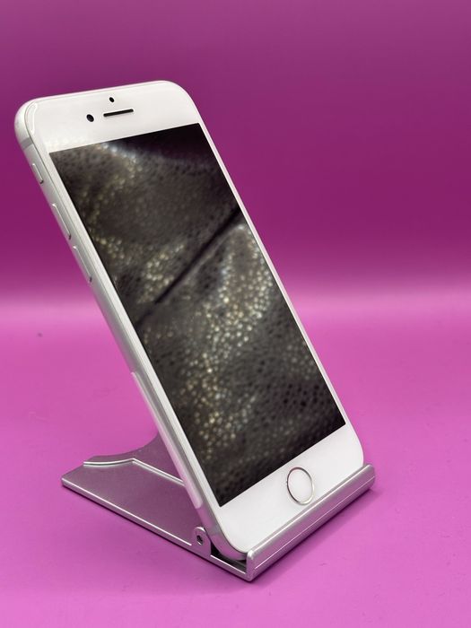 Iphone 8 64gb•Amanet Matei Margeanului•3304