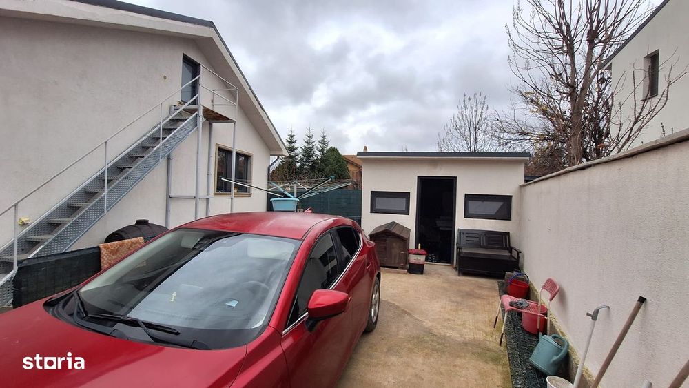 Casa de vanzare in localitatea Lazu