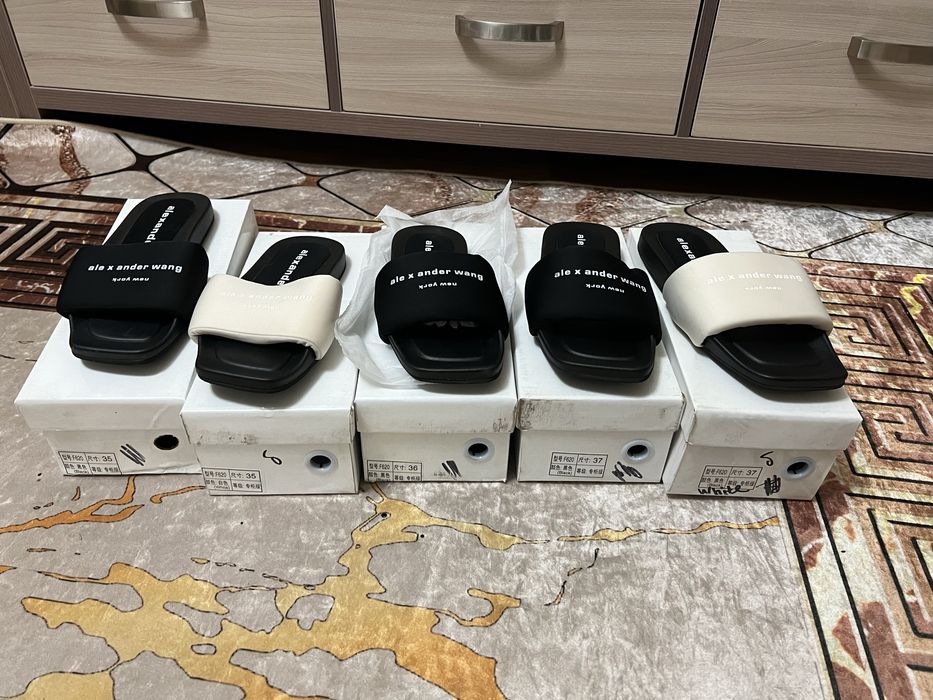 Тапочки / сандали разные рр