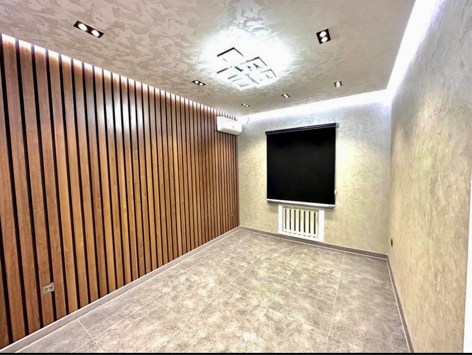 Продаю Hi-Tech Office Юнусабад Мечеть.Бадамзар Вдоль Дороги 95м2.