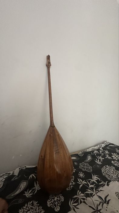 Домбыра сатылады