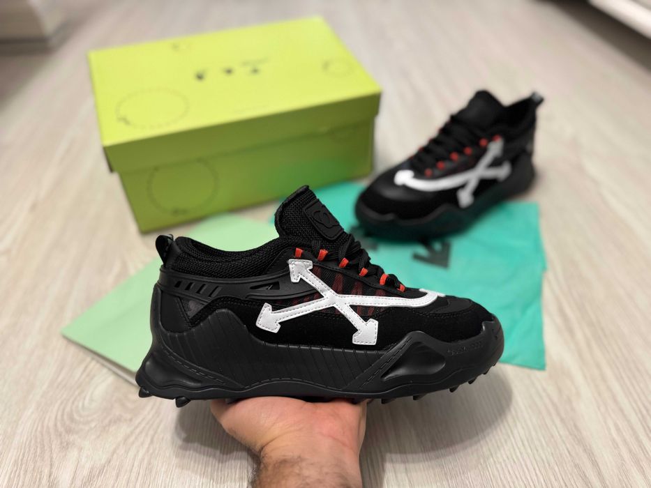 * OFERTA * adidasi OFF white odsy negru