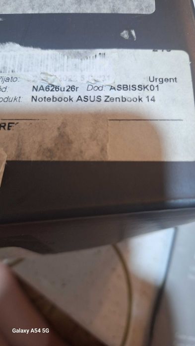 Ноутбук ASUS zenbook 14