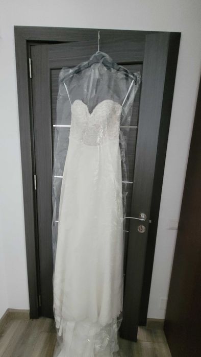 Rochie de Mireasă cu trenă