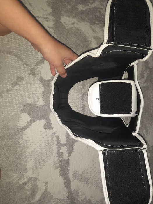 Шлем для единоборств