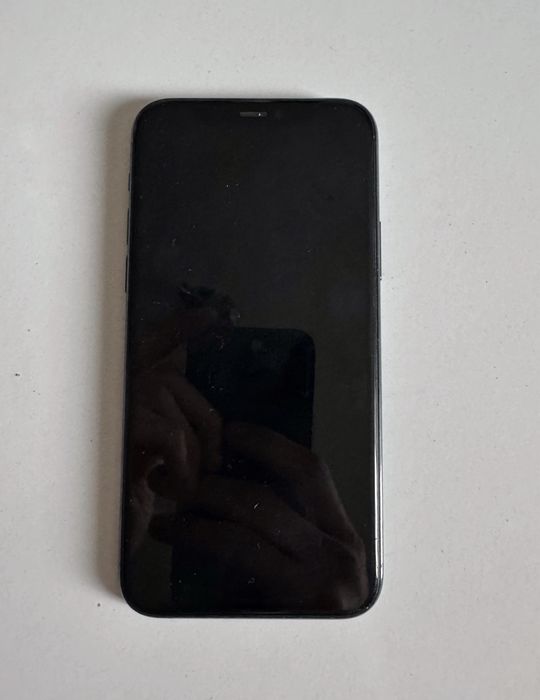 iPhone 11 Pro 256GB – отключен, чист, б/у