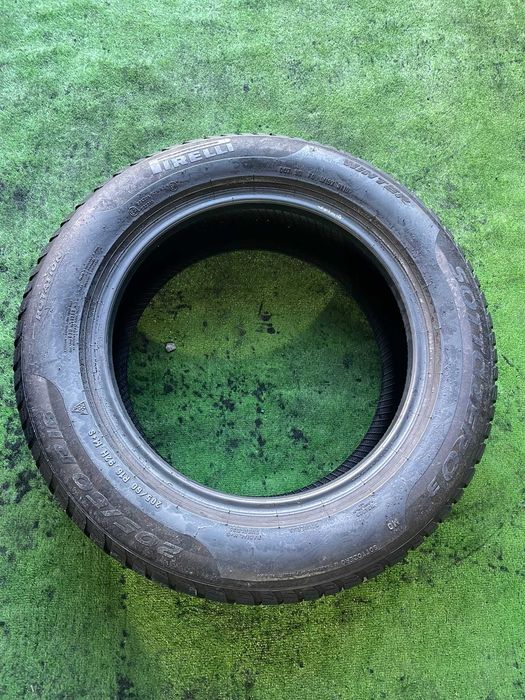 Anvelope iarnă 205/60/16 Pirelli