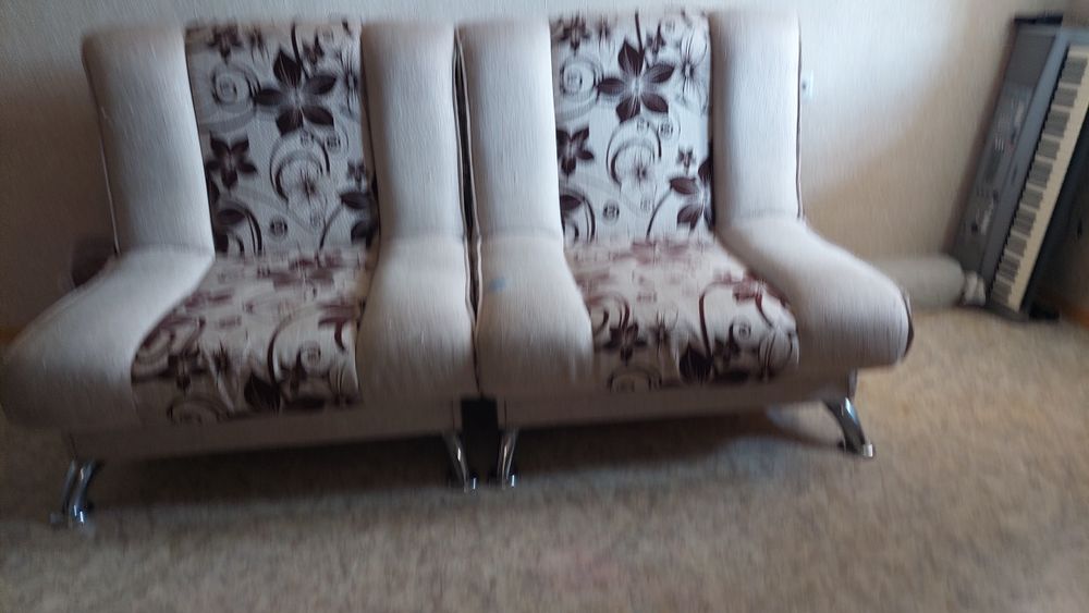 Кресло две штуки