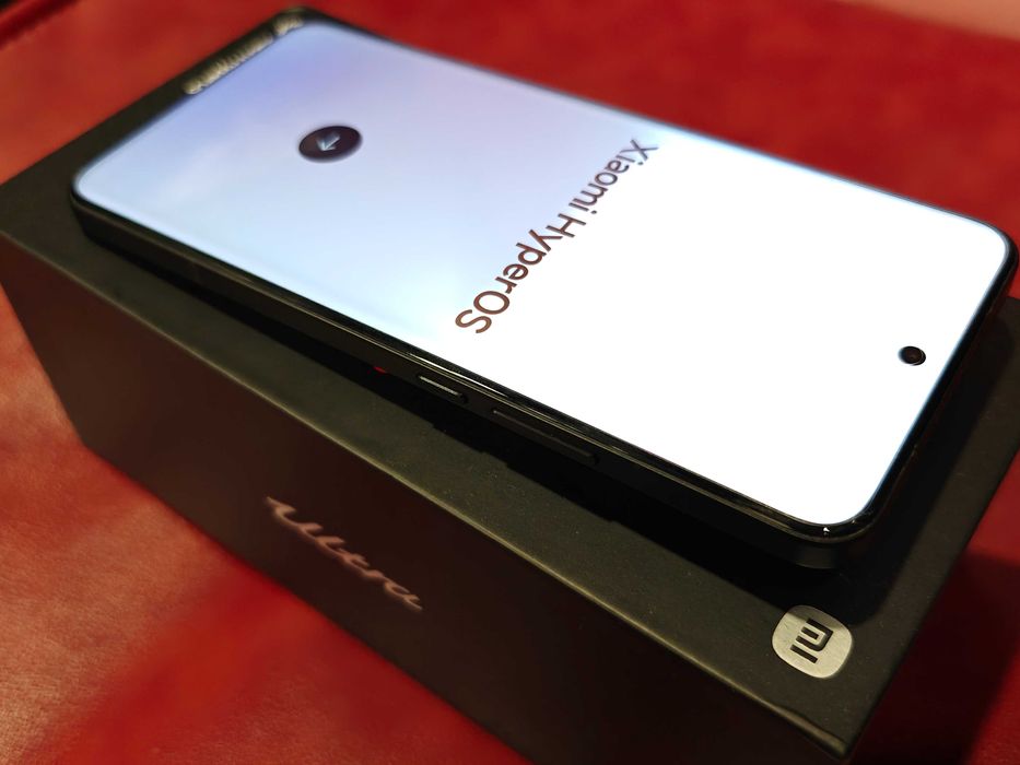 Нов Xiaomi 15 Ultra 16/1024 черно/бял