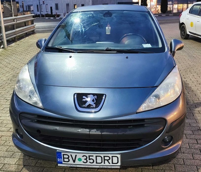 Peugeout 207 1.4 benzina 2008