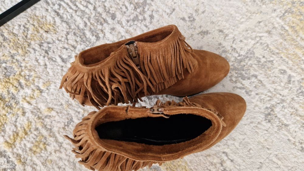 Botine Kennel&Scmenger impecabile, mar 7 1/2 (recomand 40, cu aprox 26