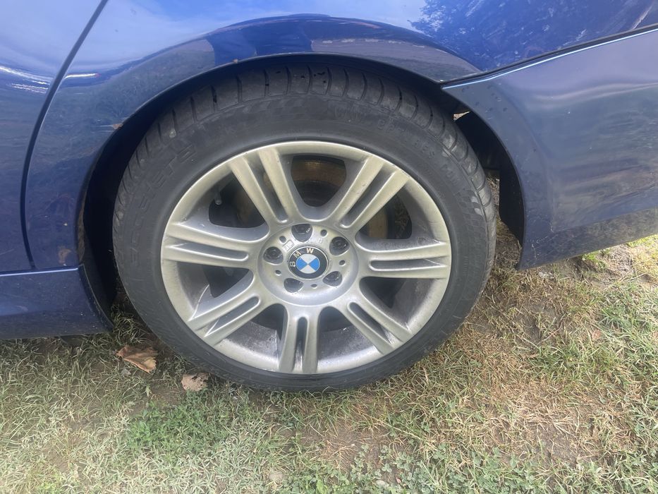 Dezmembrez Bmw E90 LCI M-Packet 320d