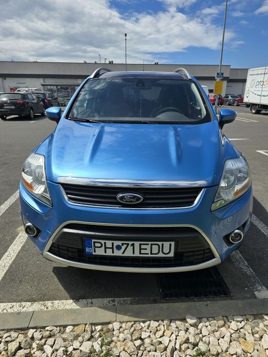 Vând Ford Kuga 2010