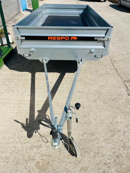 Туристическо ремарке RESPO 750P332T150