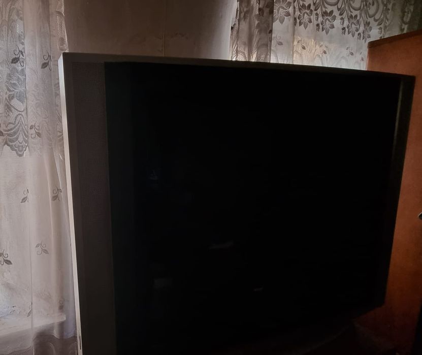 Продам телевизор