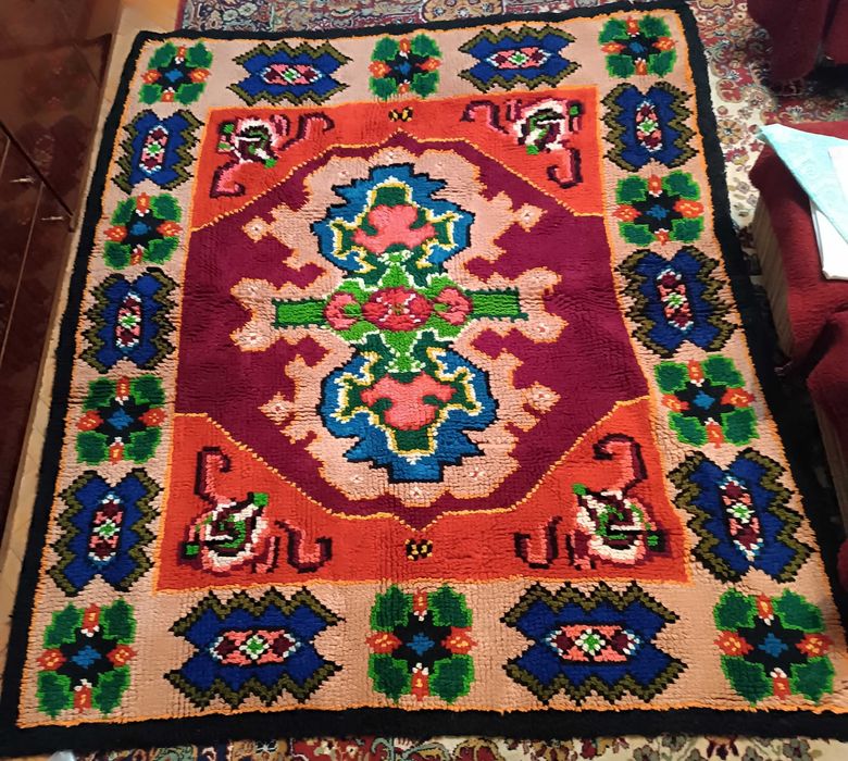 Автентични български китеници 100% вълна-чисто нови