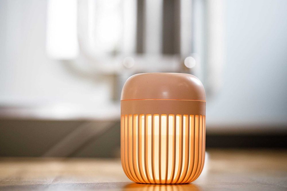 Овлажнител за въздух InnoGio, 600 ml, USB зареждане,лампа, розов