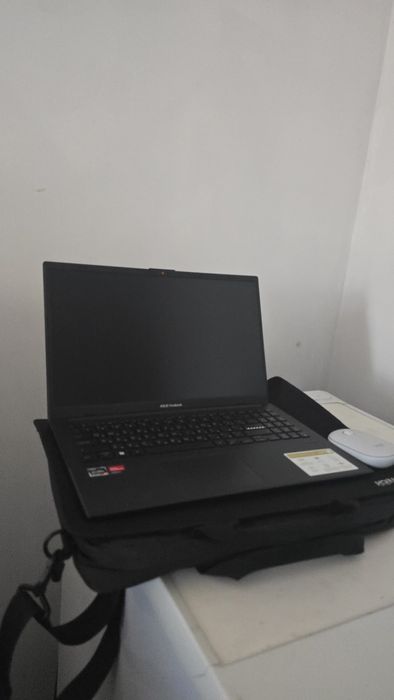 Продам ноутбук Asus Vivobook 14/15