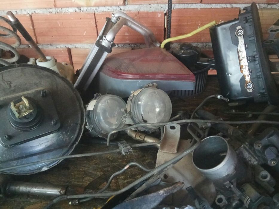 Toyota Yaris-на части