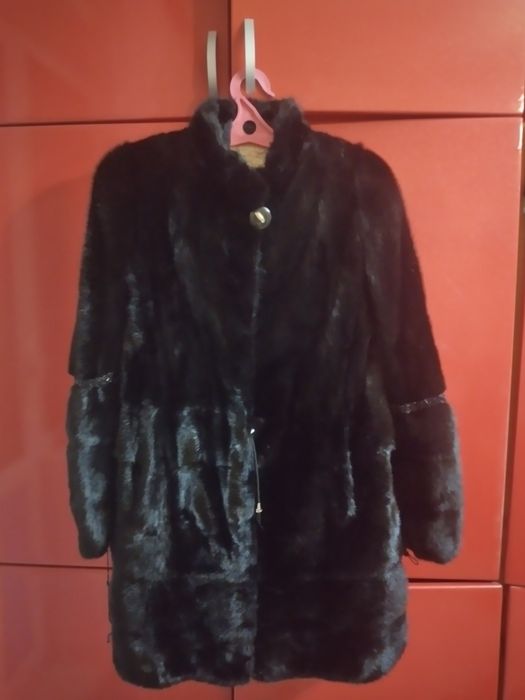 Продам норковую шубу