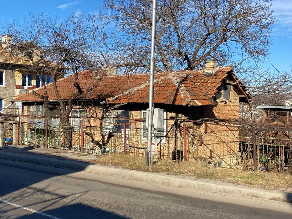 Продава се Къща в Разград, Житница - 87 кв.м за 1014 €/кв.м - Снимка #1