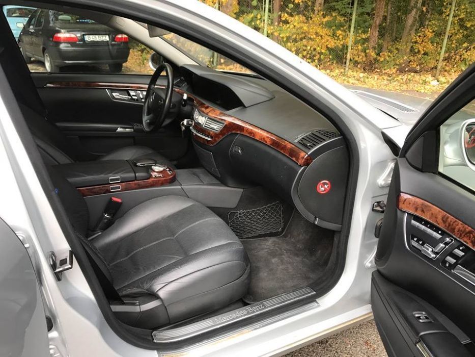 dezmembrez mercedes w221 s350 benzina an 2007 2008